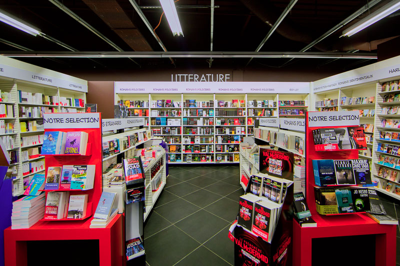 Librairie, rayon livres U Culture Gujan